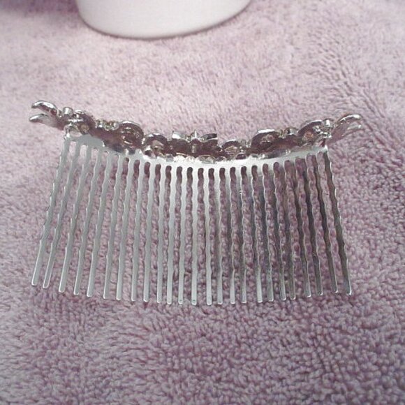 Vtg Hair Comb Purple Pink Rhinestones Floral Cluster Silvertone Updo Boho 4" - Picture 8 of 9